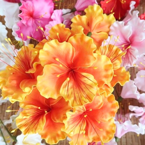 Ohai alii flower hair pick, open bloom